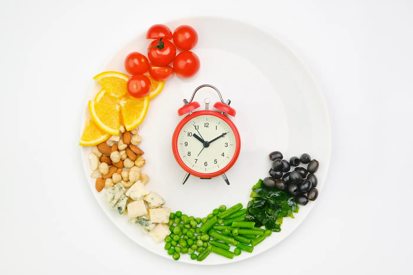 diet-and-lunchtime-intermittent-fasting-concept-2022-10-04-00-14-57-utc